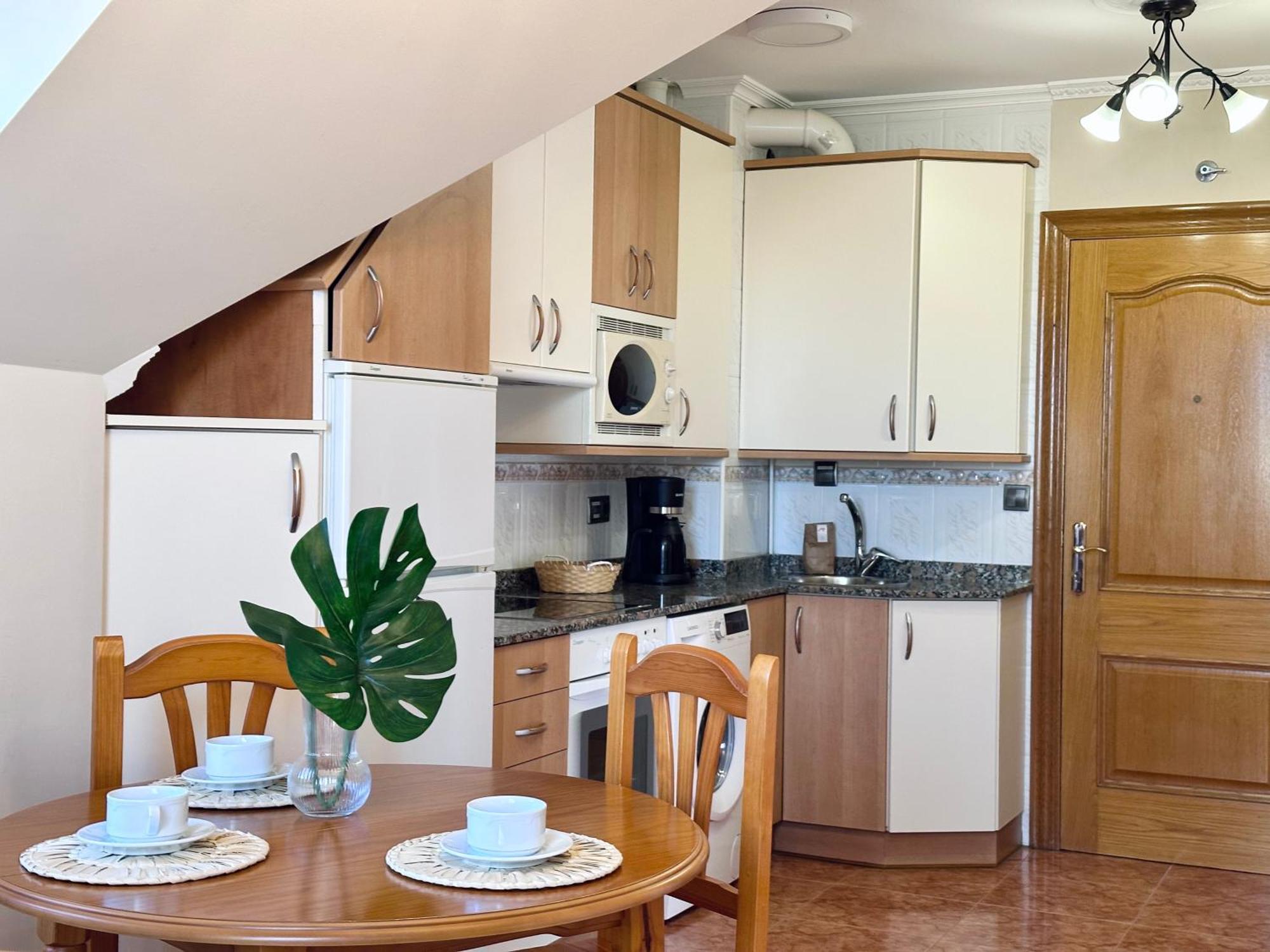 Apartamentos Pineda 诺哈 外观 照片