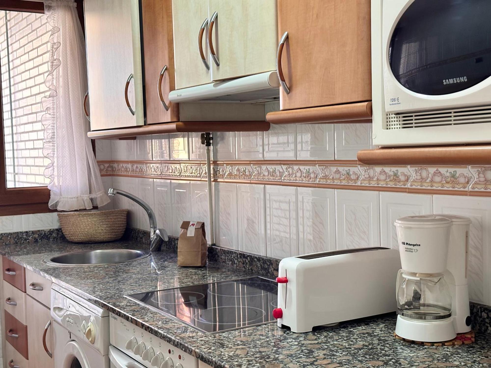 Apartamentos Pineda 诺哈 外观 照片