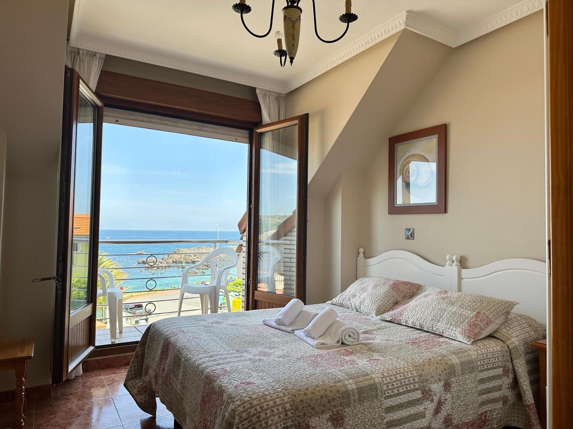 Apartamentos Pineda 诺哈 外观 照片