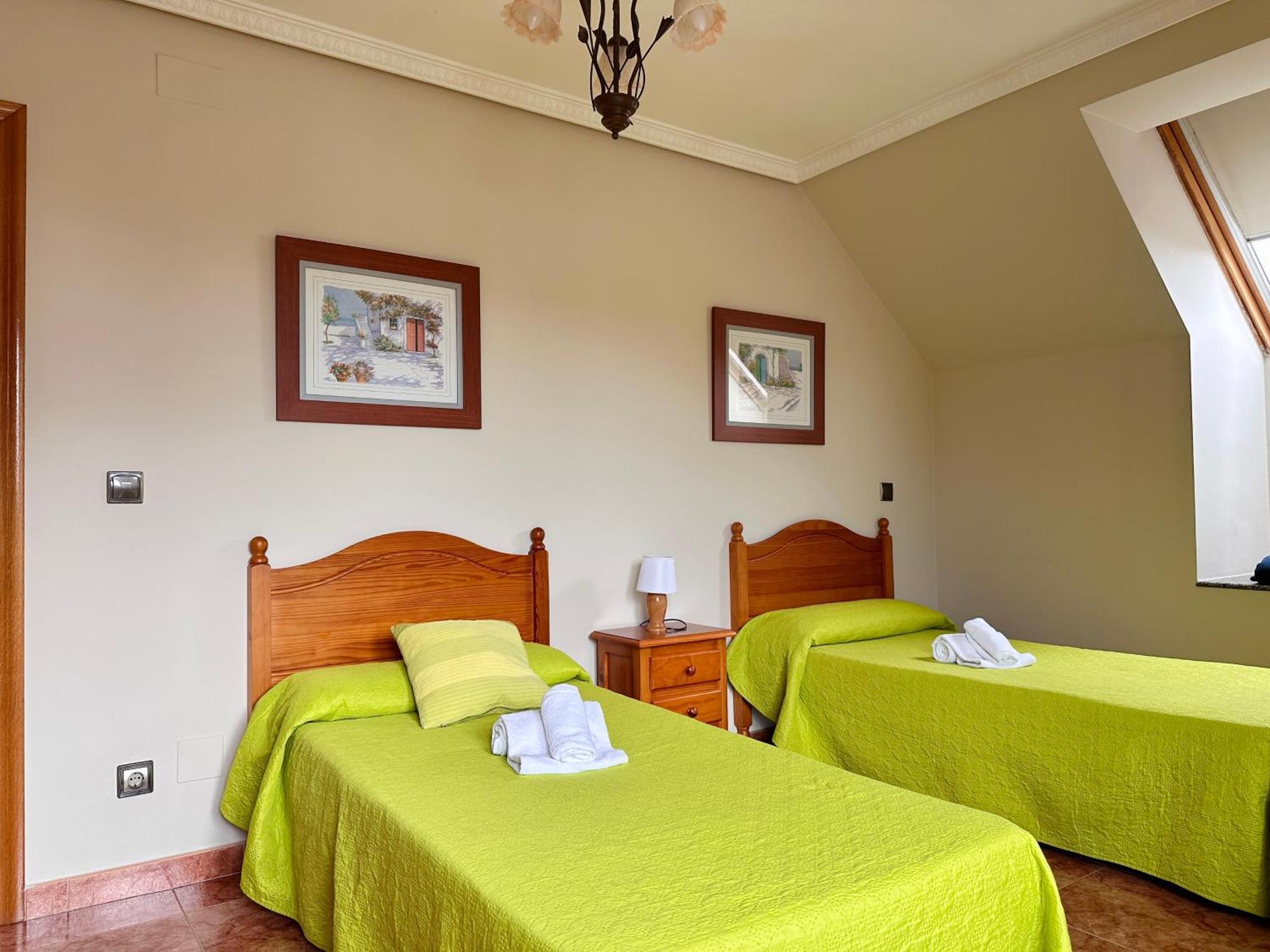 Apartamentos Pineda 诺哈 外观 照片