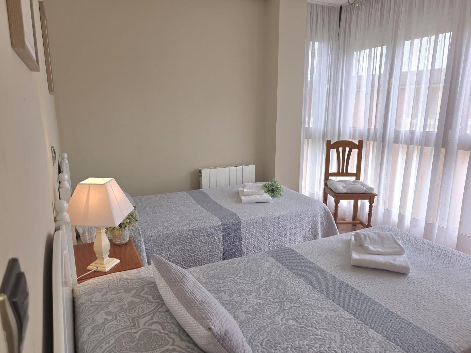 Apartamentos Pineda 诺哈 外观 照片